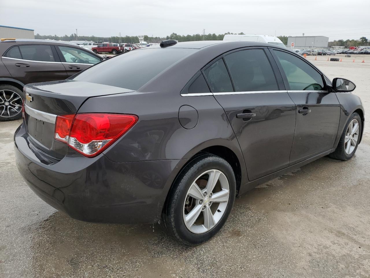 Image 3 of 2015 CHEVROLET CRUZE LT 2015 with VIN 1G1PE5SB7F7203908