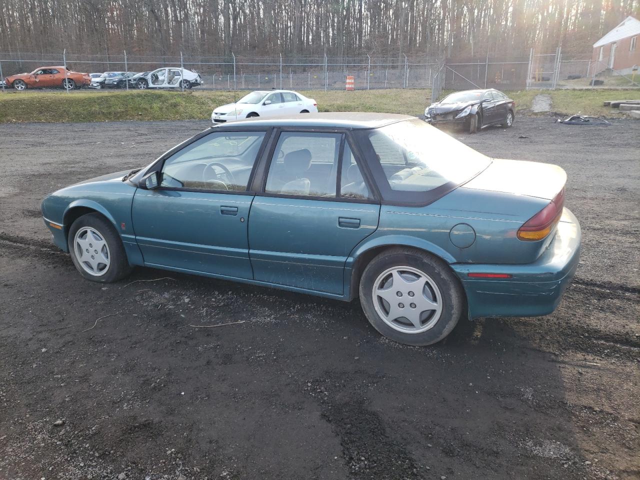 Image 2 of 1995 SATURN SL2  1995 with VIN 1G8ZJ5275SZ160122