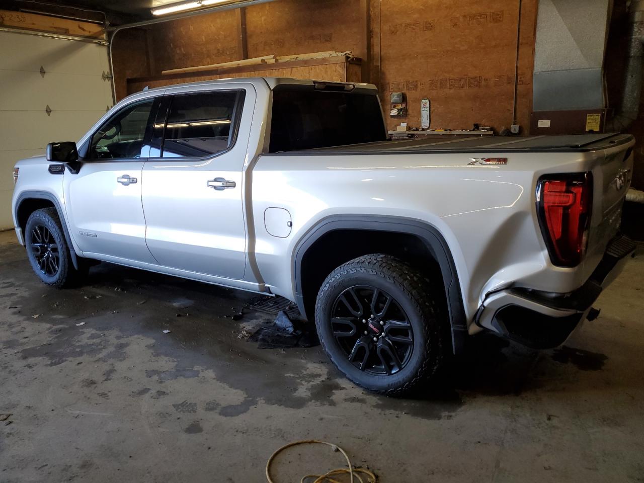 Изображение 2 2021 GMC SIERRA K1500 ELEVATION 2021 с VIN 3GTU9CED8MG329969