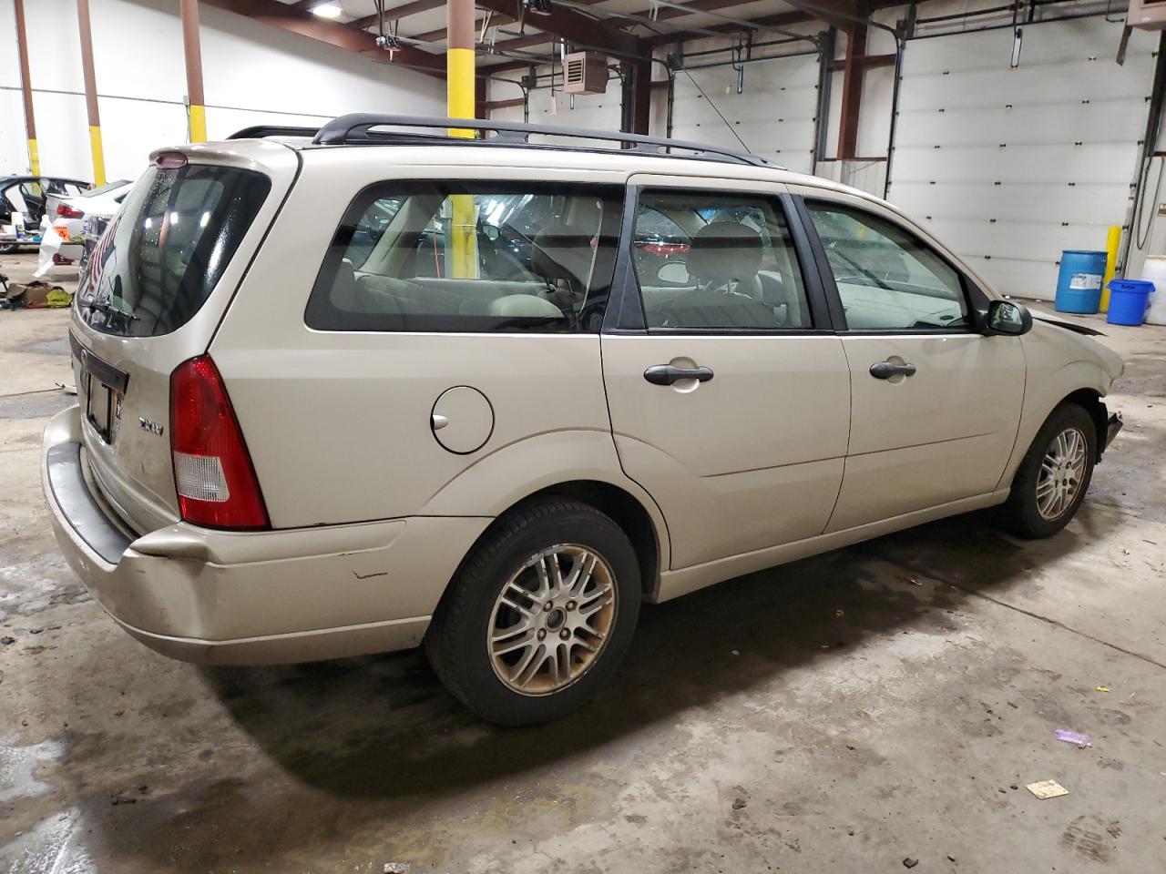 Изображение 3 2006 FORD FOCUS ZXW 2006 с VIN 1FAHP36N46W213502
