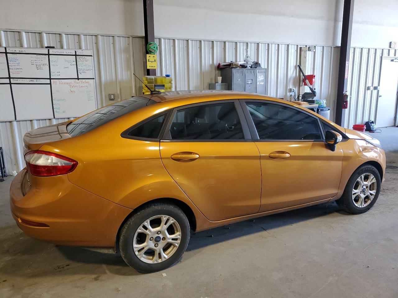 Изображение 3 2016 FORD FIESTA SE 2016 с VIN 3FADP4BJ1GM103144