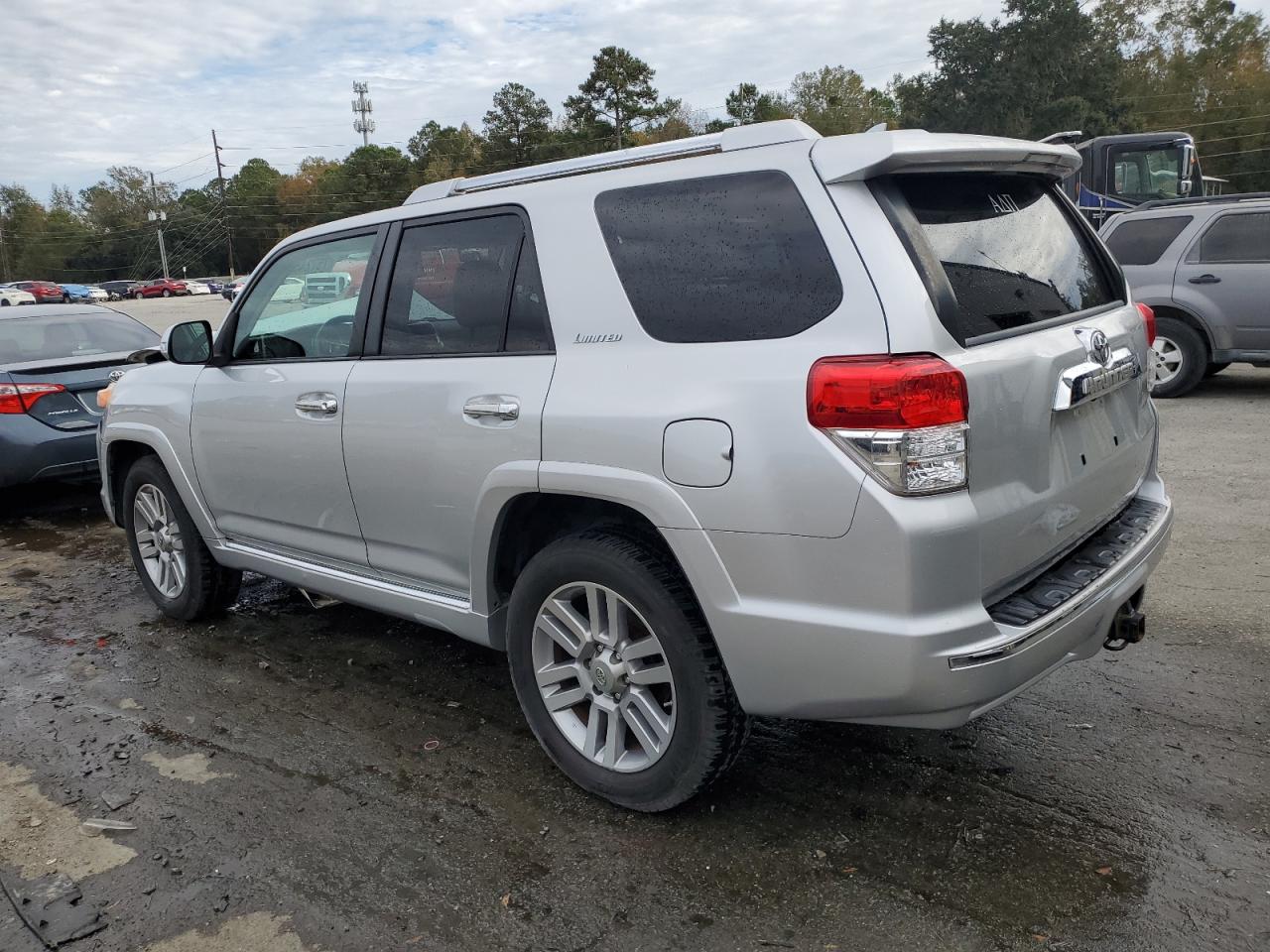 Изображение 2 2010 TOYOTA 4RUNNER SR5 2010 с VIN JTEZU5JR0A5005639