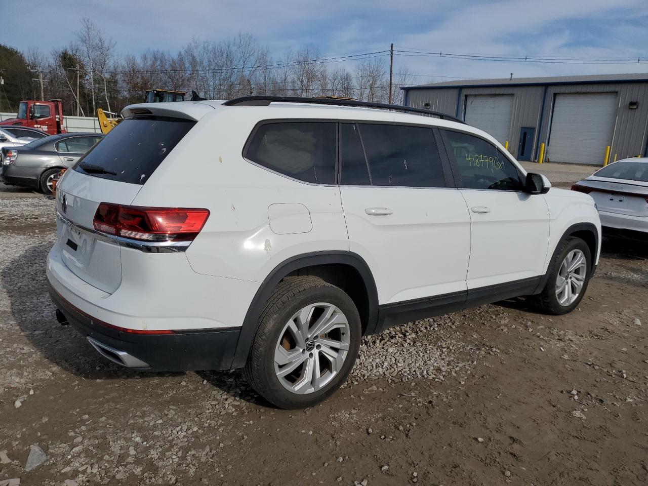 Obraz 3 z 2021 VOLKSWAGEN ATLAS SE 2021 z VIN 1V2WR2CA0MC572186