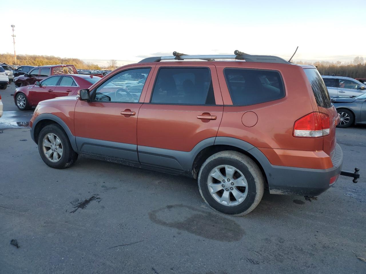 Obraz 2 z Kia Borrego Lx 2009 z VIN KNDJH741095012593