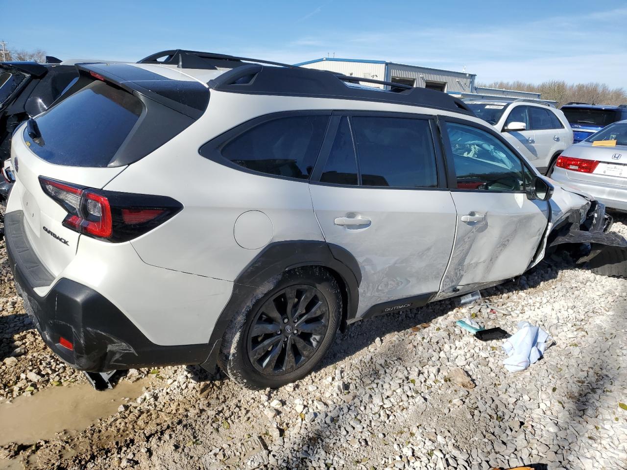 Image 3 of 2023 SUBARU OUTBACK ONYX EDITION 2023 with VIN 4S4BTALC4P3178395