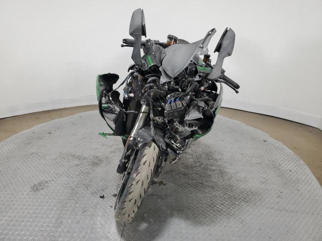 Изображение 2 2020 KAWASAKI ZX1002 D 2020 с VIN JKBZXVD11LA003156