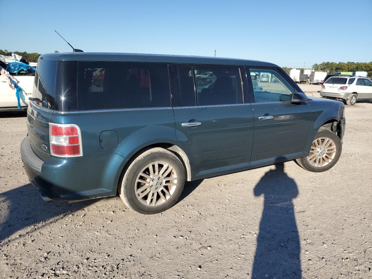 Image 3 of 2016 FORD FLEX SEL 2016 with VIN 2FMGK5C87GBA23948