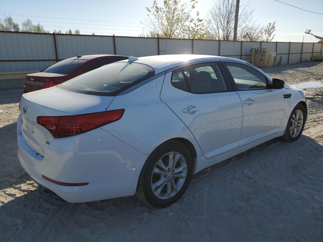 Obraz 3 z 2013 KIA OPTIMA LX 2013 z VIN 5XXGM4A7XDG222510