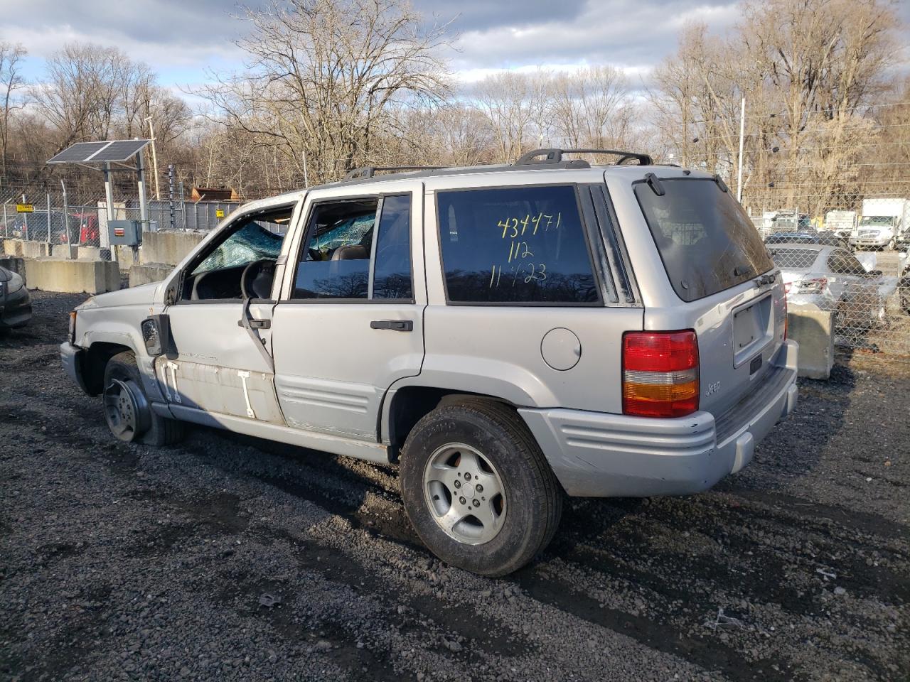 Image 2 of 1998 JEEP GRAND CHEROKEE LAREDO 1998 with VIN 1J4GX48Y6WC350603