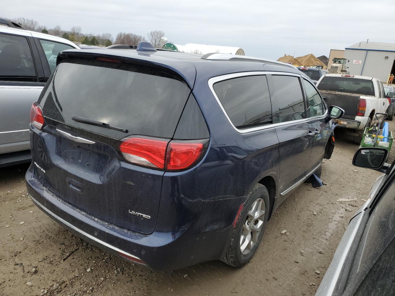 Obraz 3 z 2019 CHRYSLER PACIFICA LIMITED 2019 z VIN 2C4RC1GG2KR593425