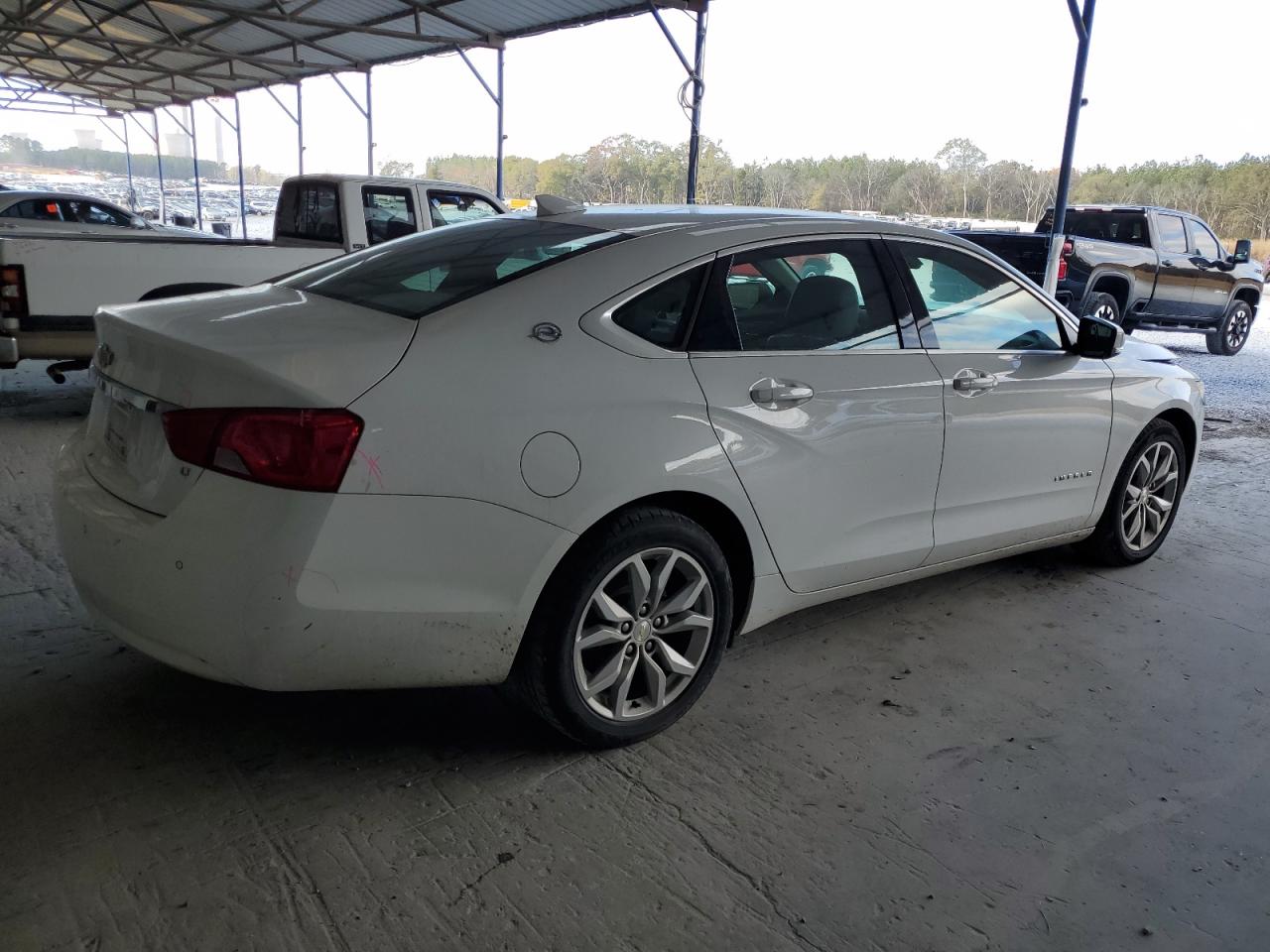 Obraz 3 z 2017 CHEVROLET IMPALA LT 2017 z VIN 2G1105S37H9125970