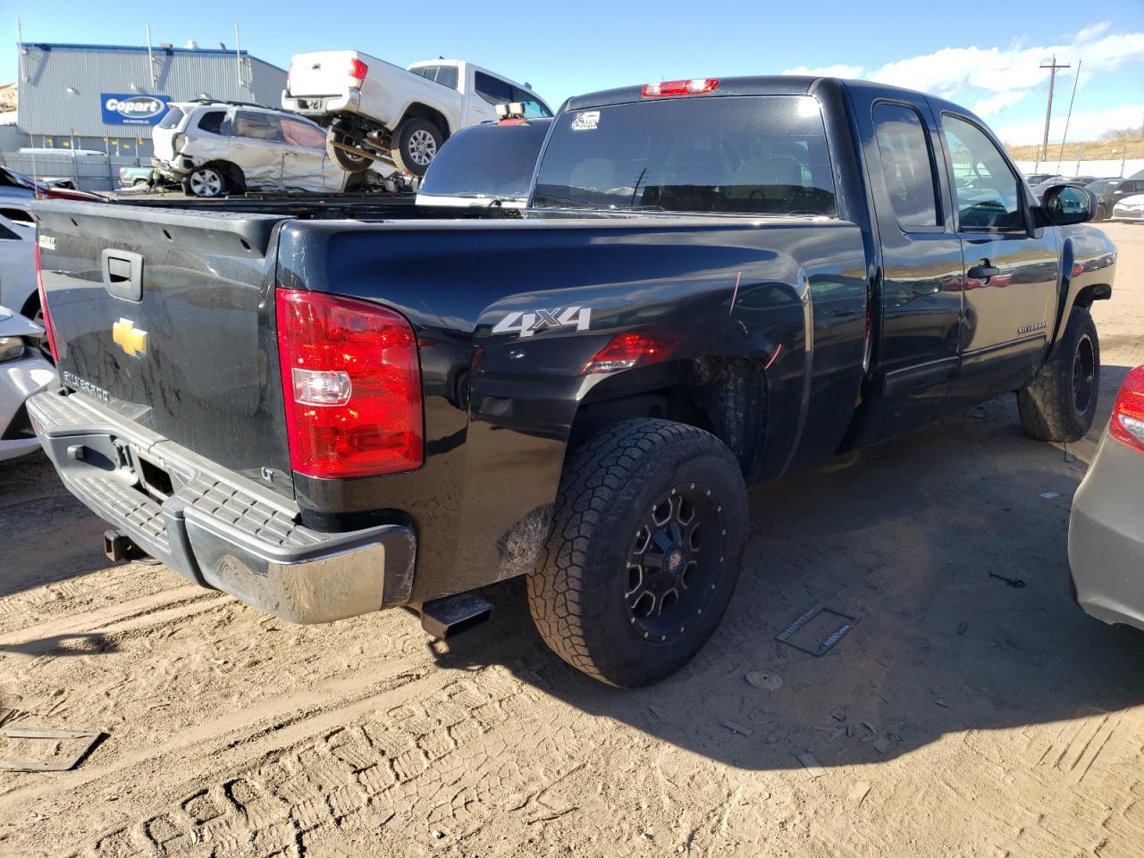 Image 3 of 2013 CHEVROLET SILVERADO K1500 LT 2013 with VIN 1GCRKSE74DZ247848
