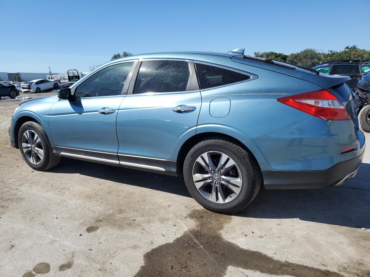 Obraz 2 z 2015 HONDA CROSSTOUR EXL 2015 z VIN 5J6TF1H5XFL001482