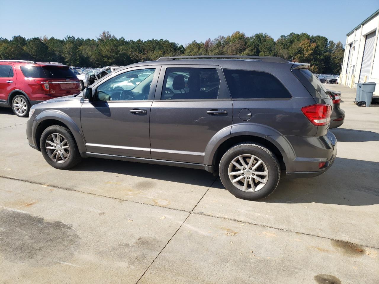 Image 2 of 2015 DODGE JOURNEY SXT 2015 with VIN 3C4PDCBG5FT524948