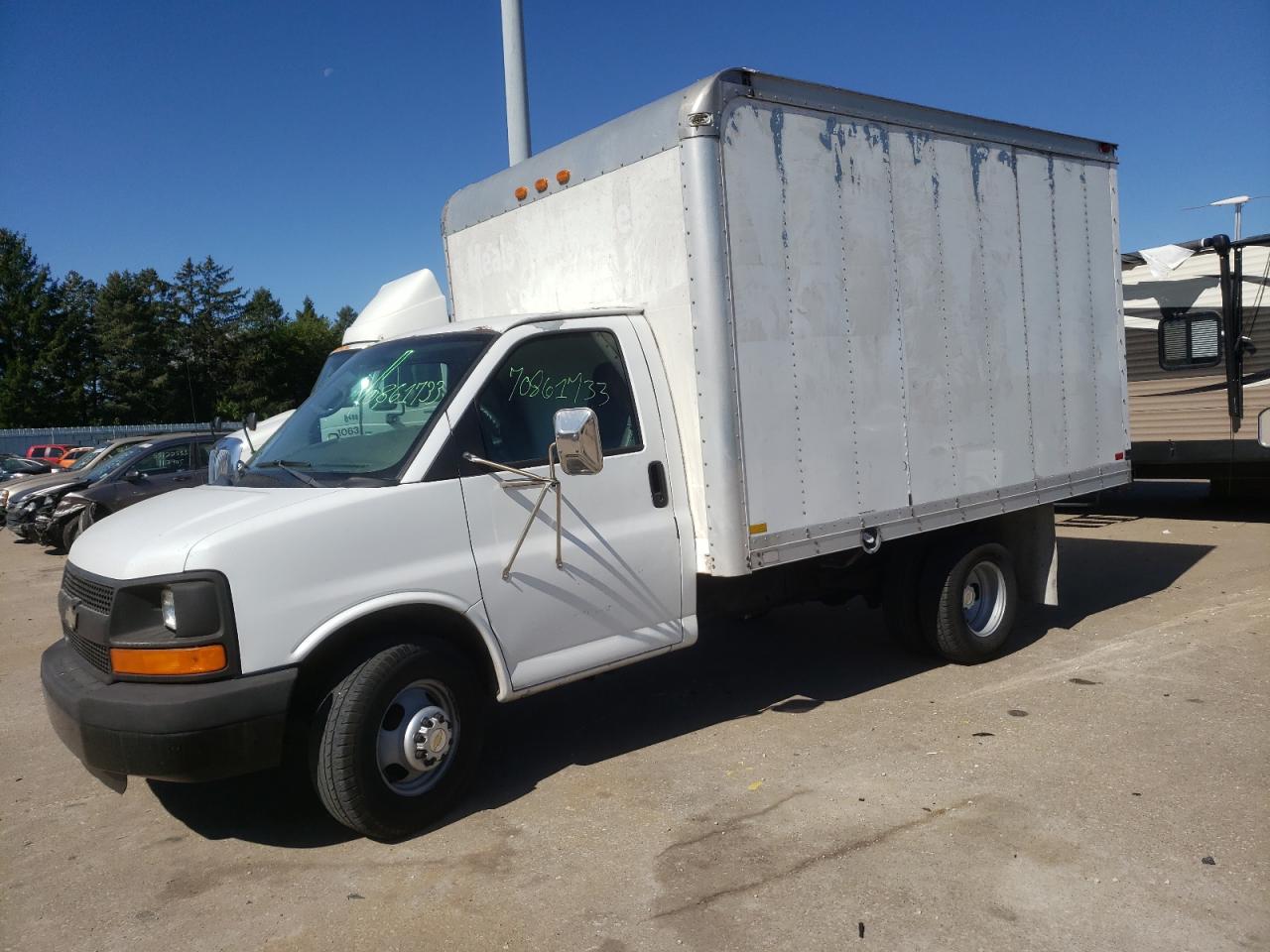 Image 1 of 2005 CHEVROLET EXPRESS G3500  2005 with VIN 1GBJG31U051182873