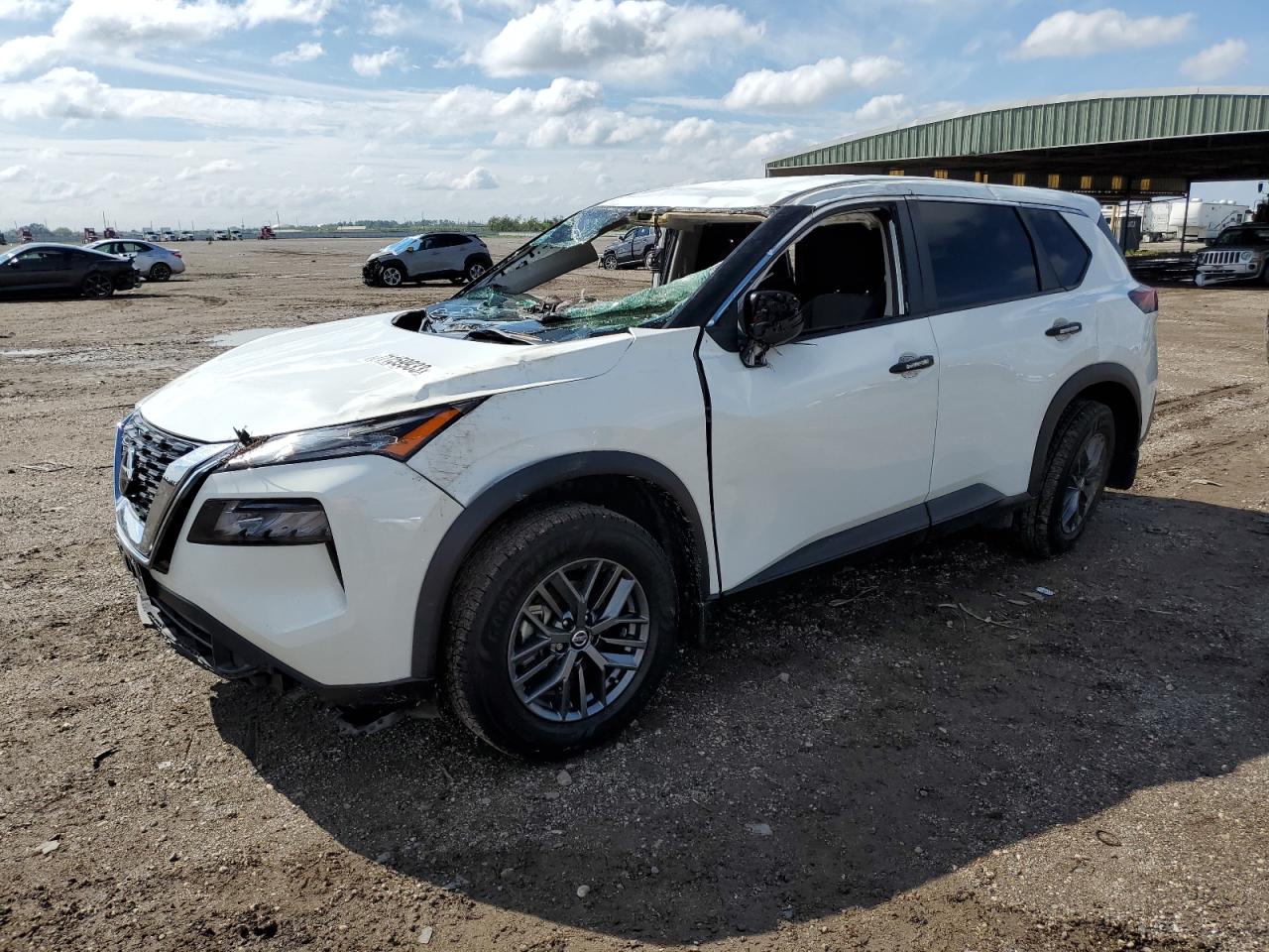 Obraz 2021 NISSAN ROGUE S 2021