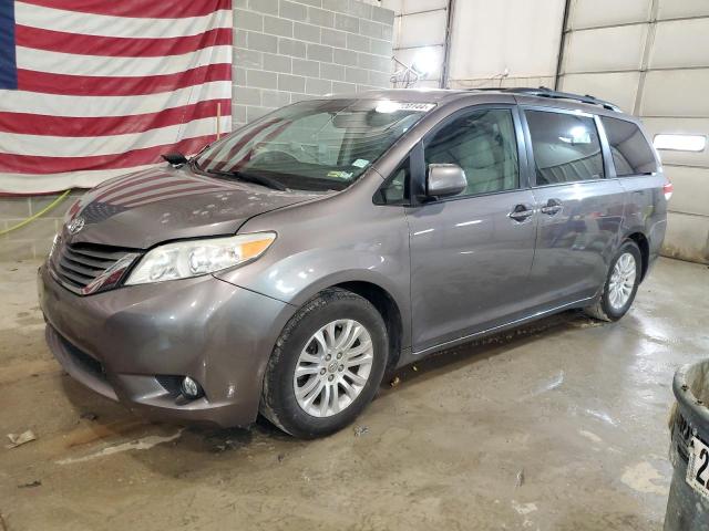 Изображение 1 2011 TOYOTA SIENNA XLE 2011 с VIN 5TDYK3DC7BS143644