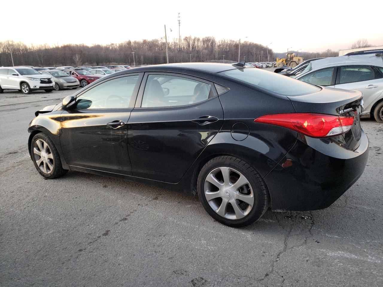 Изображение 2 2011 HYUNDAI ELANTRA GLS 2011 с VIN 5NPDH4AE5BH007477
