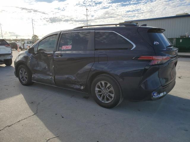 Image 2 of 2021 TOYOTA SIENNA LE 2021 with VIN 5TDKRKEC0MS032057