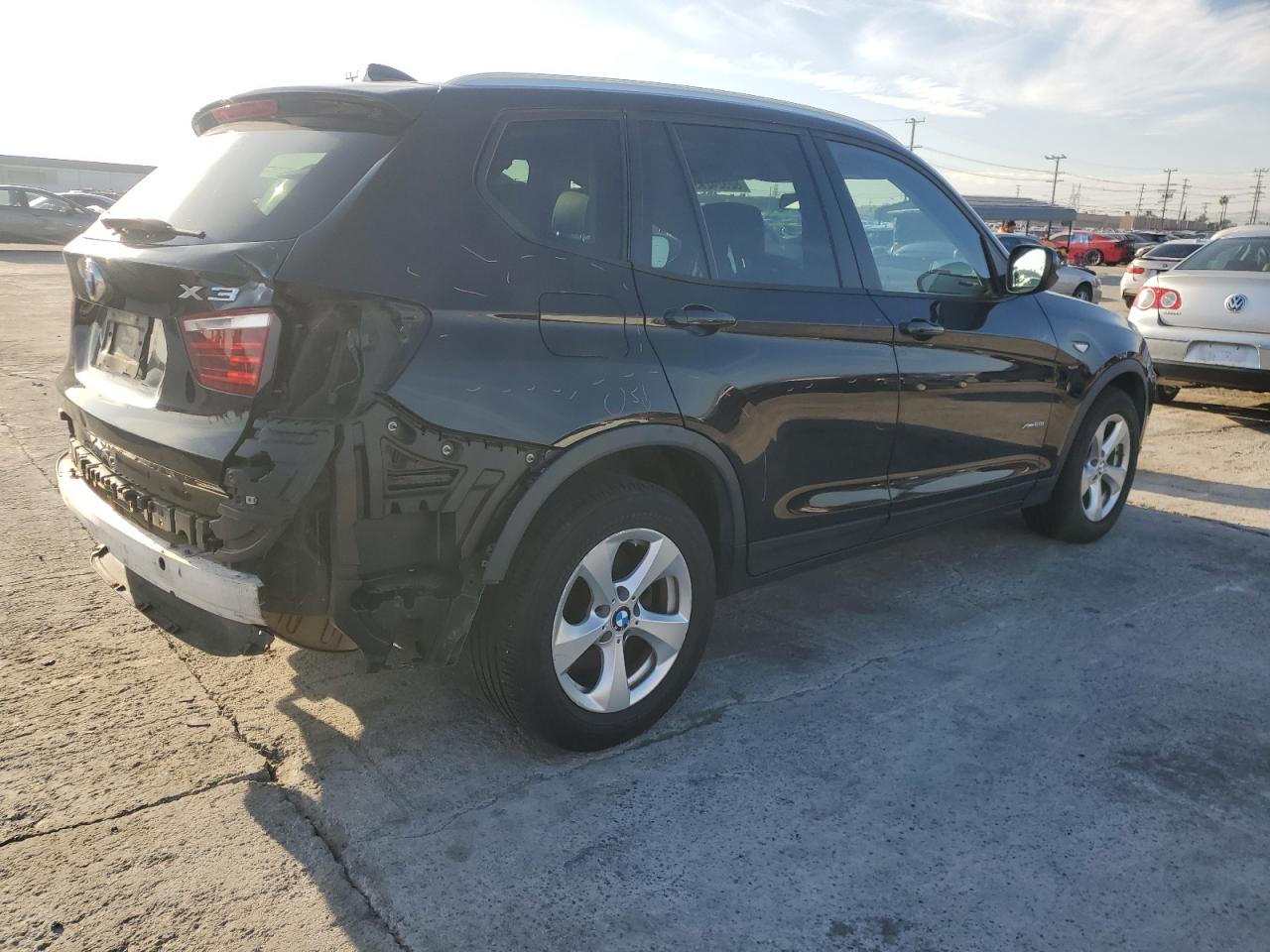 Изображение 3 2011 BMW X3 XDRIVE28I 2011 с VIN 5UXWX5C55BL707783