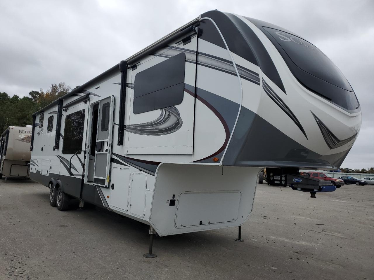 2022 GPLB SOLITUDE 2022 image