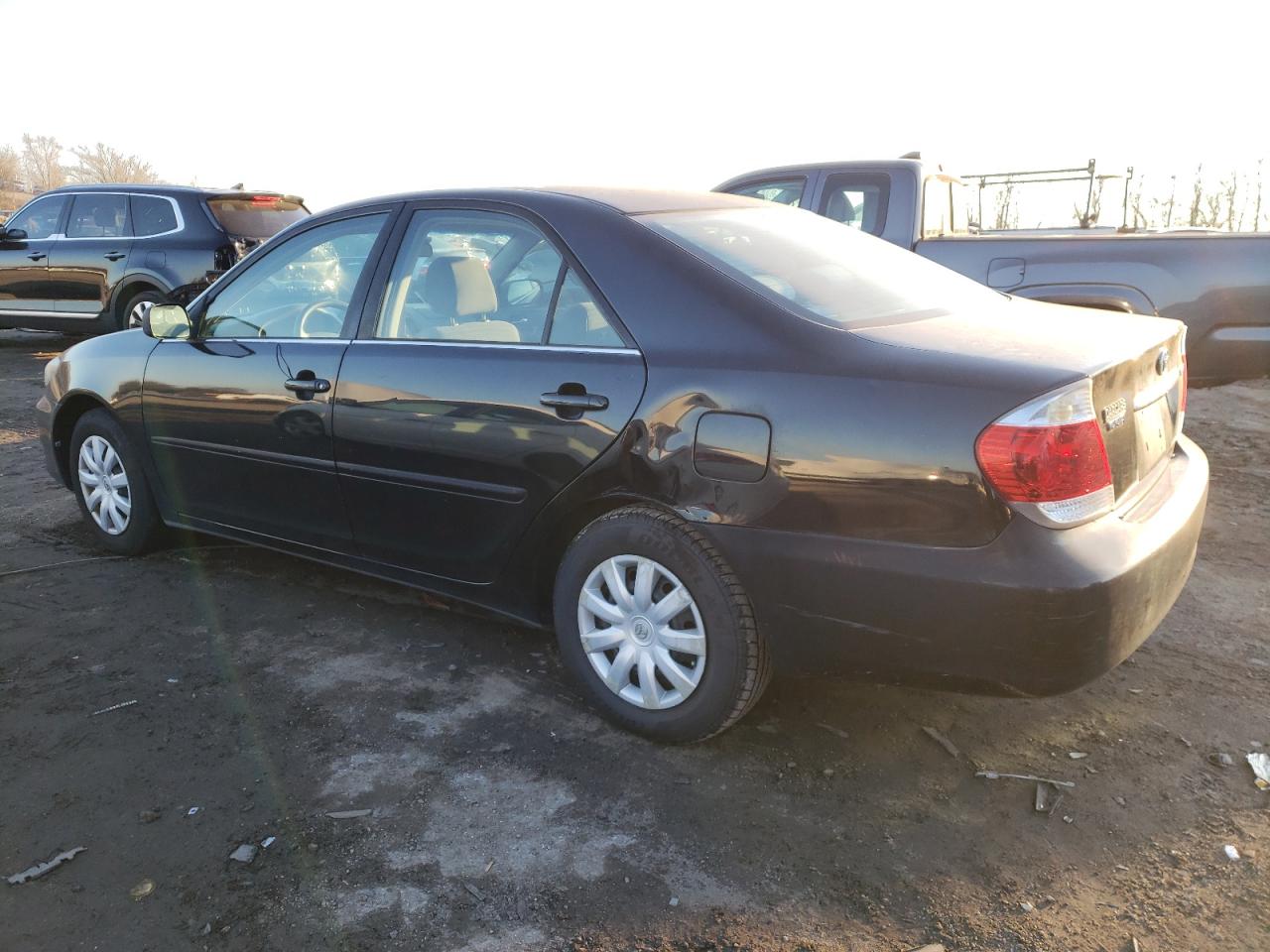 Изображение 2 2005 TOYOTA CAMRY LE 2005 с VIN 4T1BE32KX5U023808