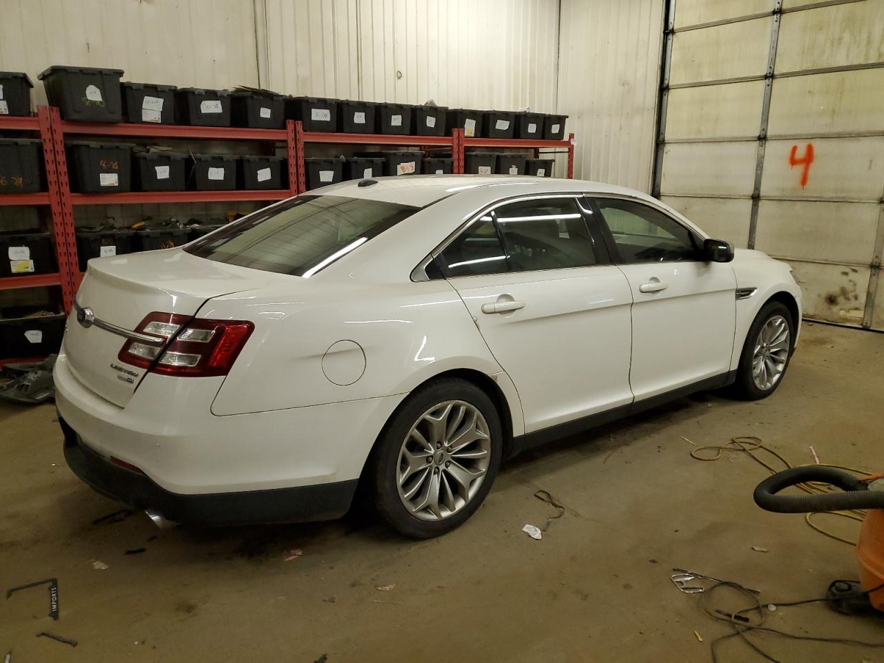 Obraz 3 z 2013 FORD TAURUS LIMITED 2013 z VIN 1FAHP2J88DG125913