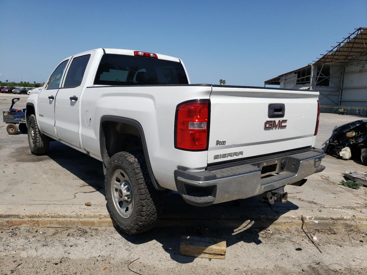 Изображение 3 2018 GMC SIERRA K2500 HEAVY DUTY 2018 с VIN 1GT12REG3JF214696