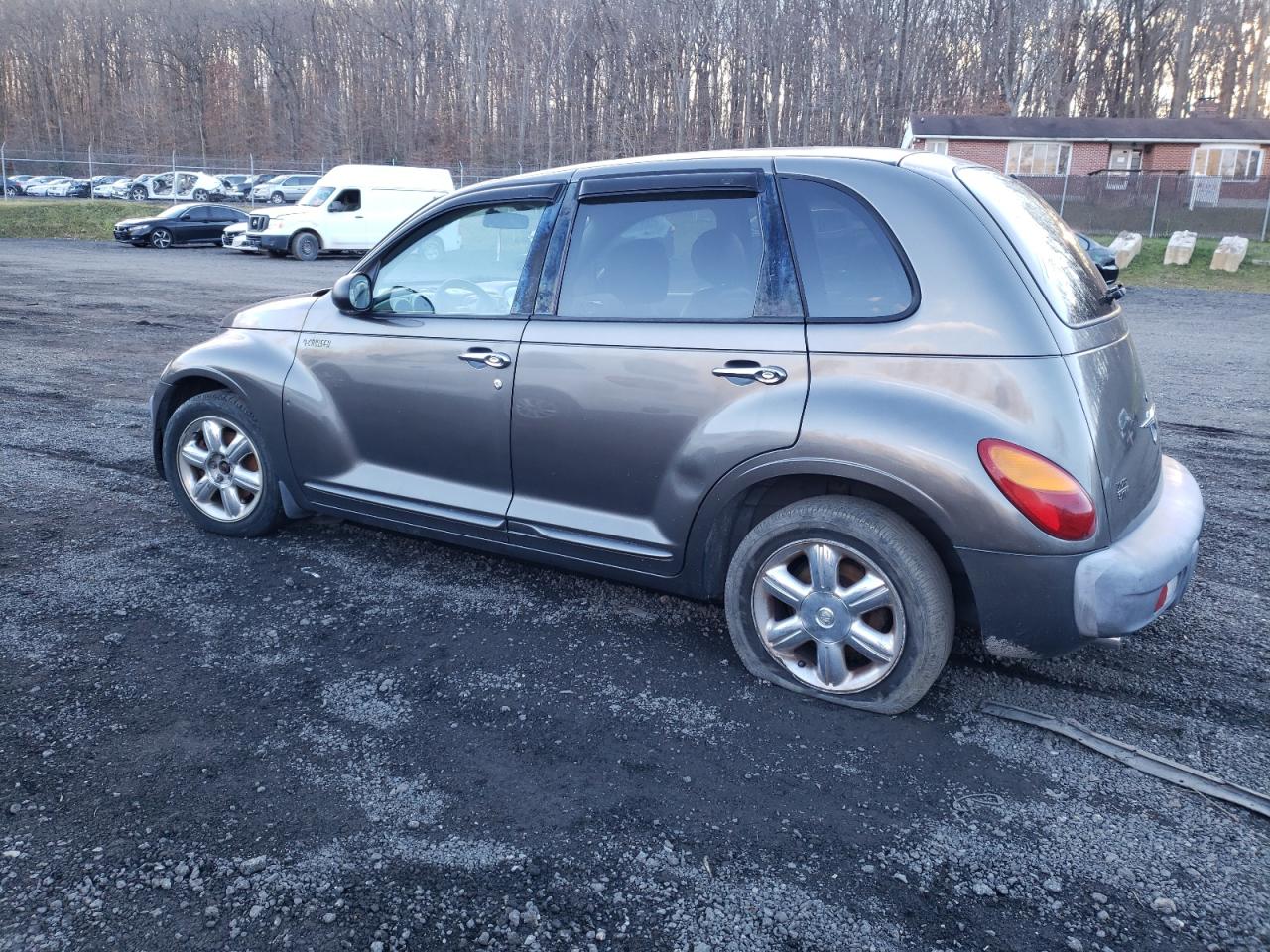 Изображение 2 2002 CHRYSLER PT CRUISER LIMITED 2002 с VIN 3C8FY68B62T340558