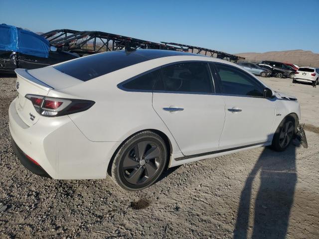 Image 3 of 2017 HYUNDAI SONATA HYBRID 2017 with VIN KMHE34L37HA067657