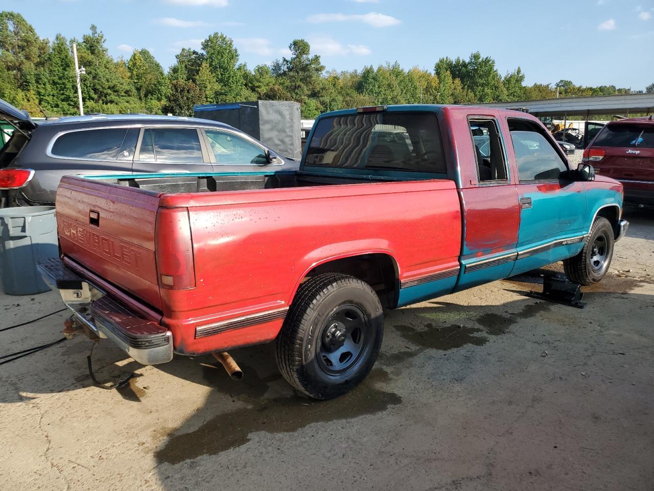 Image 3 of 1996 CHEVROLET GMT-400 C1500 1996 with VIN 2GCEC19W2T1152719