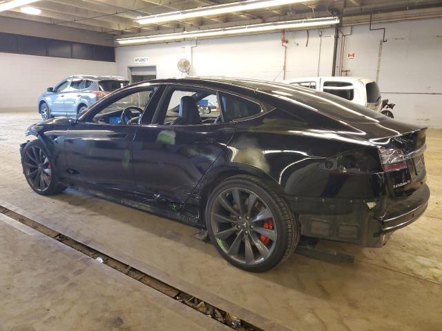 Obraz 2 z 2016 TESLA MODEL S  2016 z VIN 5YJSA1E41GF125186
