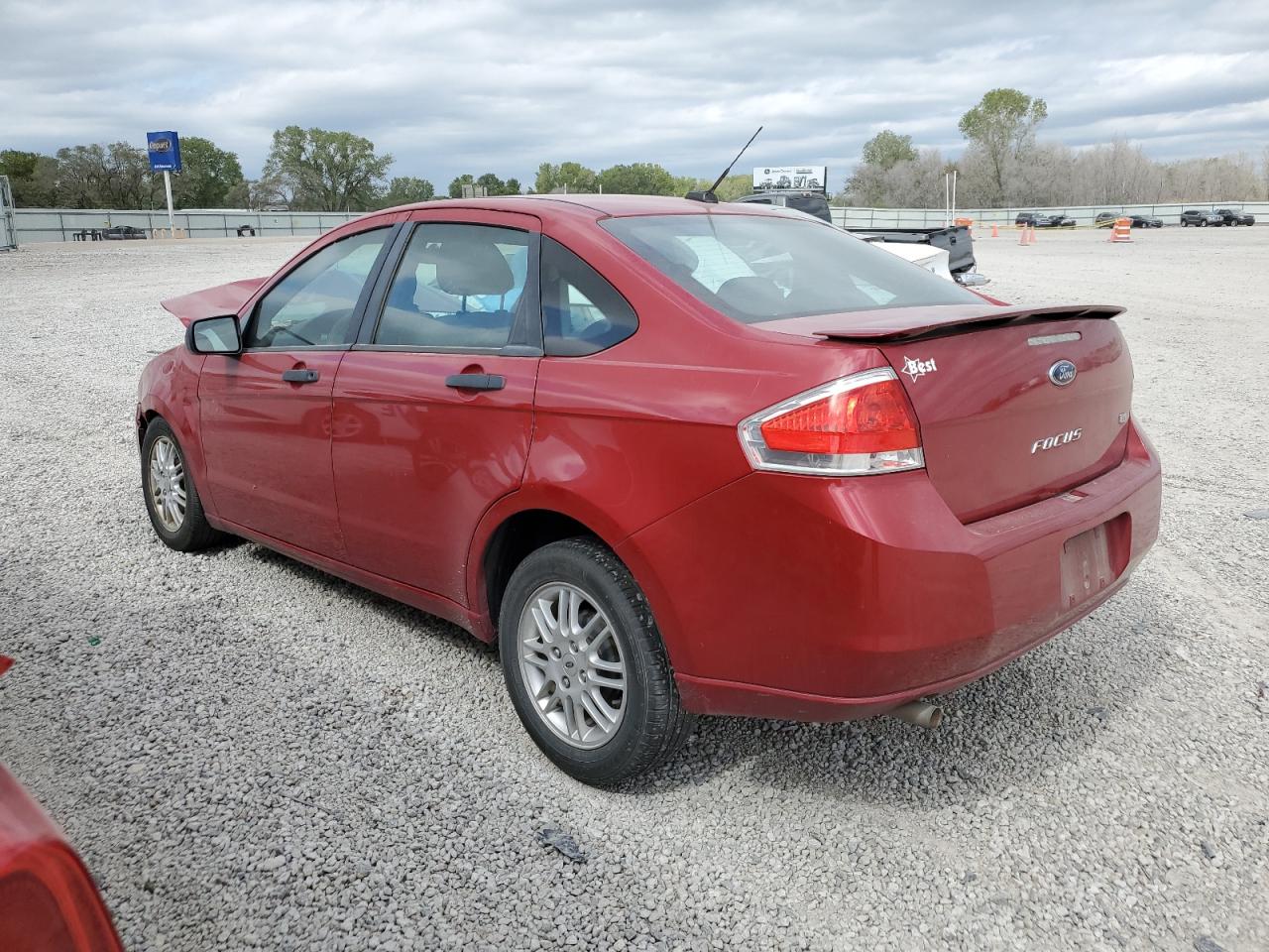 Obraz 2 z 2010 FORD FOCUS SE 2010 z VIN 1FAHP3FN9AW160028