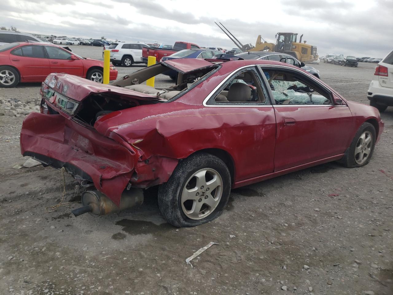 Image 3 of 2000 HONDA ACCORD EX 2000 with VIN 1HGCG2255YA043804