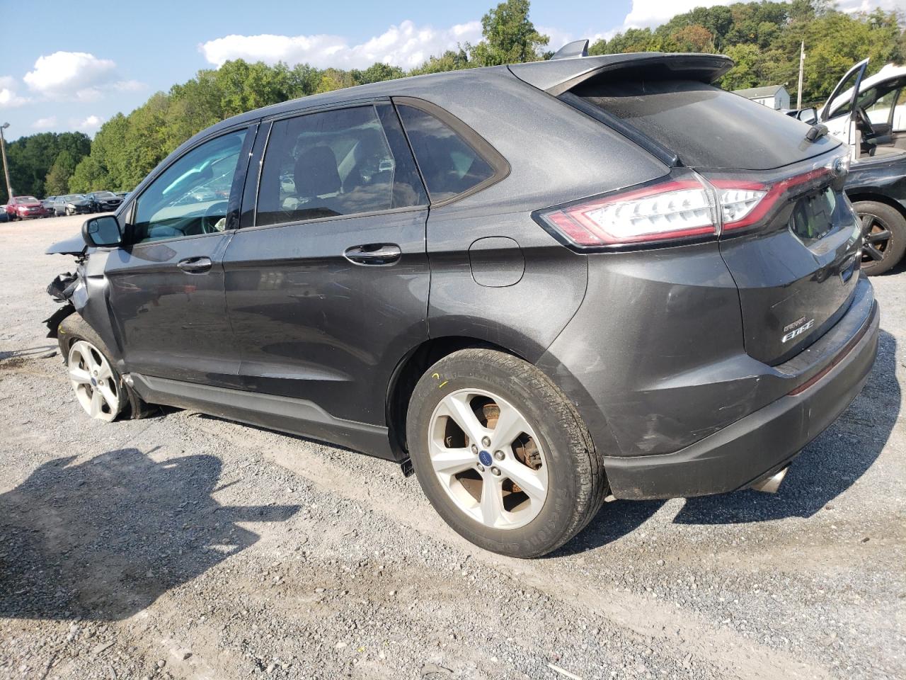 Image 2 of 2016 FORD EDGE SE 2016 with VIN 2FMPK3G91GBB32087