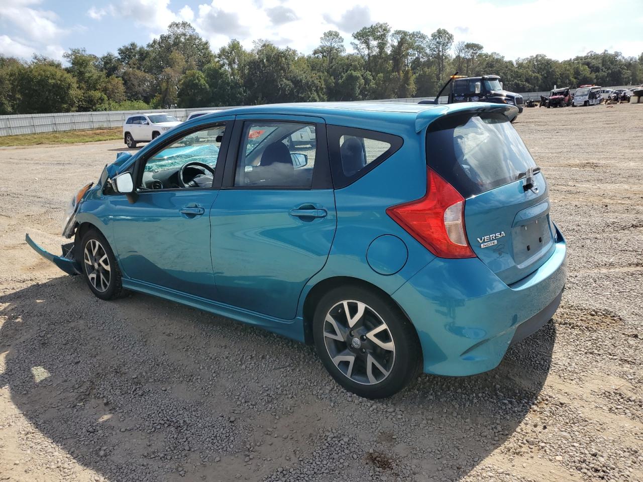 Obraz 2 z 2015 NISSAN VERSA NOTE S 2015 z VIN 3N1CE2CP1FL378068