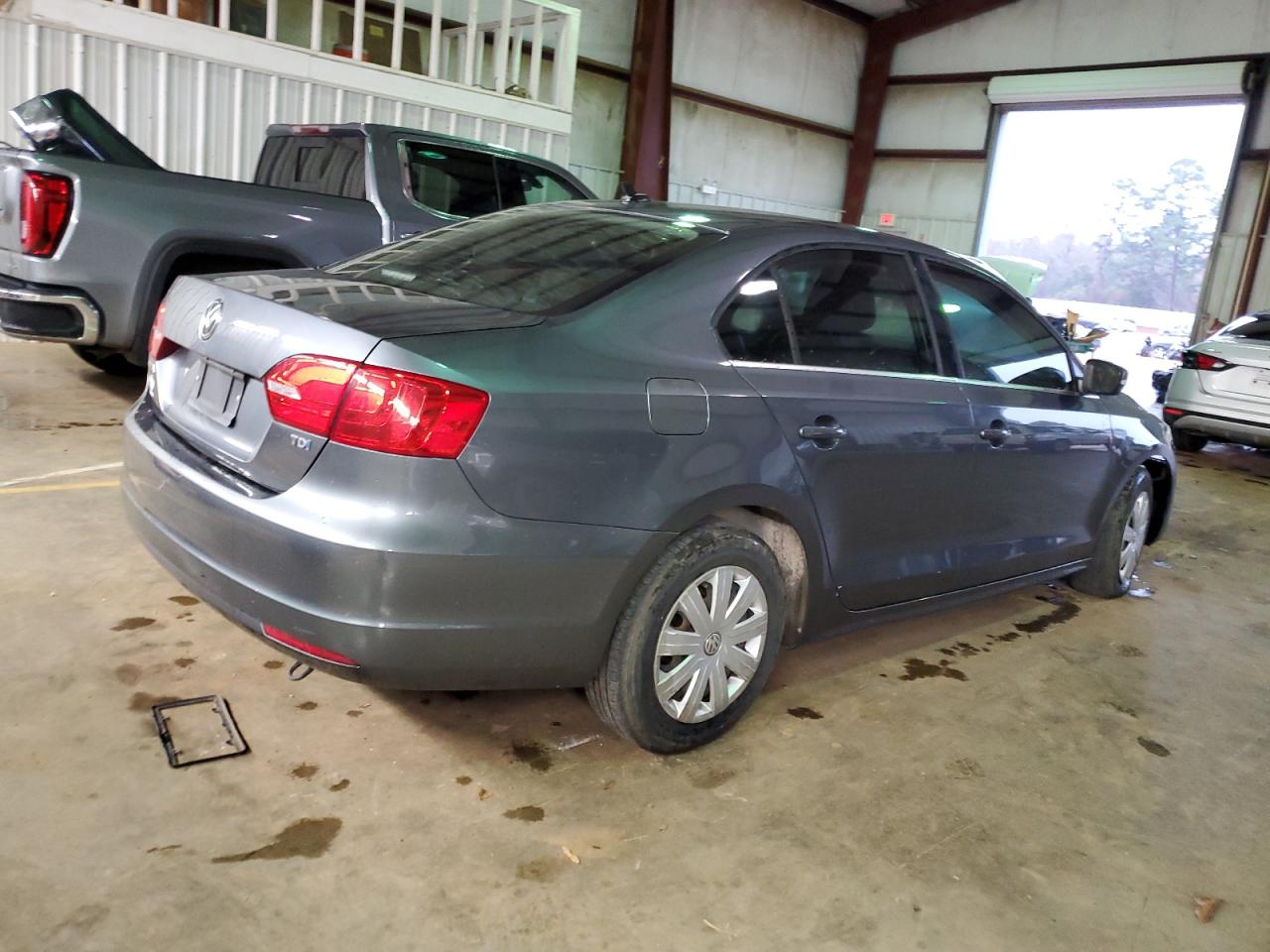 Image 3 of 2014 VOLKSWAGEN JETTA TDI 2014 with VIN 3VWLL7AJXEM383659