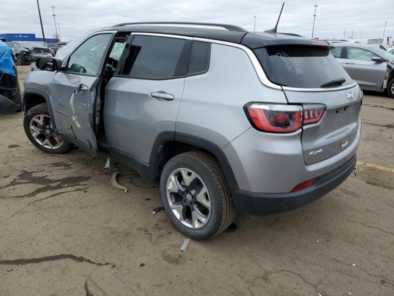Obraz 2 z 2019 JEEP COMPASS LIMITED 2019 z VIN 3C4NJDCB1KT742176
