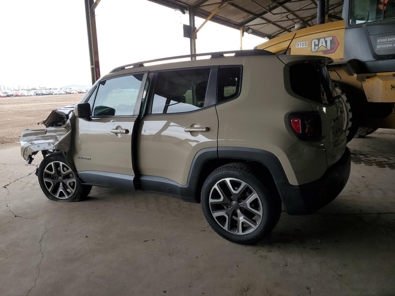 Изображение 2 2015 JEEP RENEGADE LATITUDE 2015 с VIN ZACCJABT6FPB44310