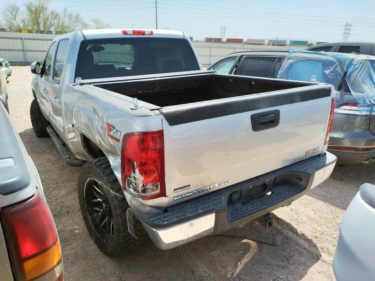 Image 3 of 2010 GMC SIERRA C1500 SLT 2010 with VIN 3GTRCWE07AG135600