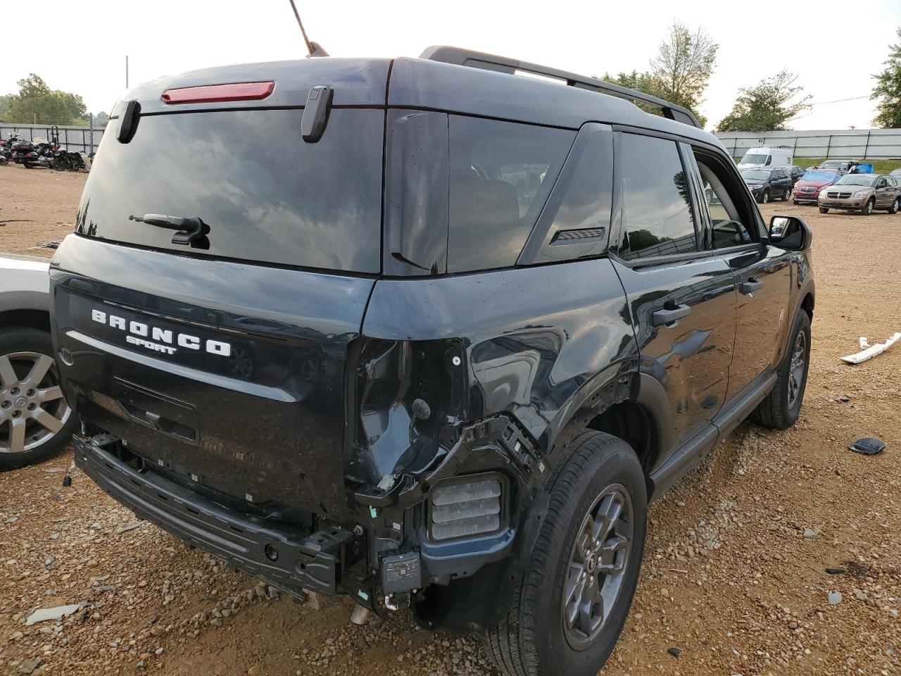 Изображение 3 2022 FORD BRONCO SPORT BIG BEND 2022 с VIN 3FMCR9B62NRD43615