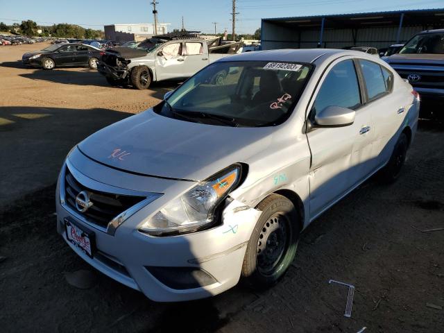 Obraz 1 z 2017 NISSAN VERSA S 2017 z VIN 3N1CN7AP8HK417442
