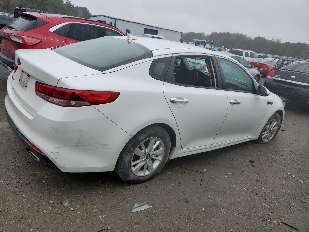 Изображение 3 2016 KIA OPTIMA LX 2016 с VIN KNAGT4L3XG5070019