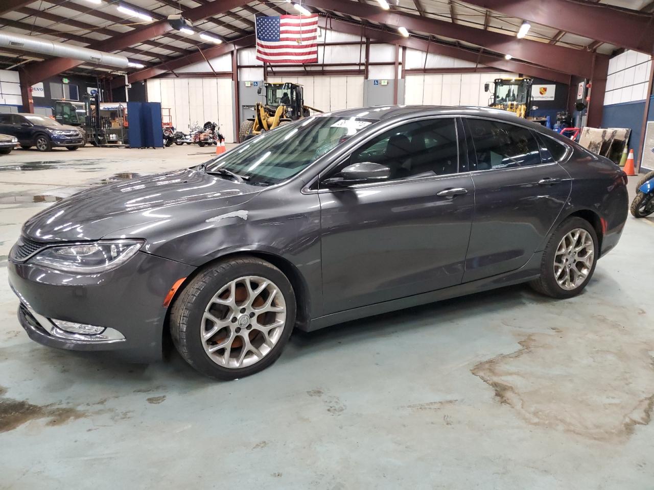Изображение 1 2015 CHRYSLER 200 C 2015 с VIN 1C3CCCEGXFN668805
