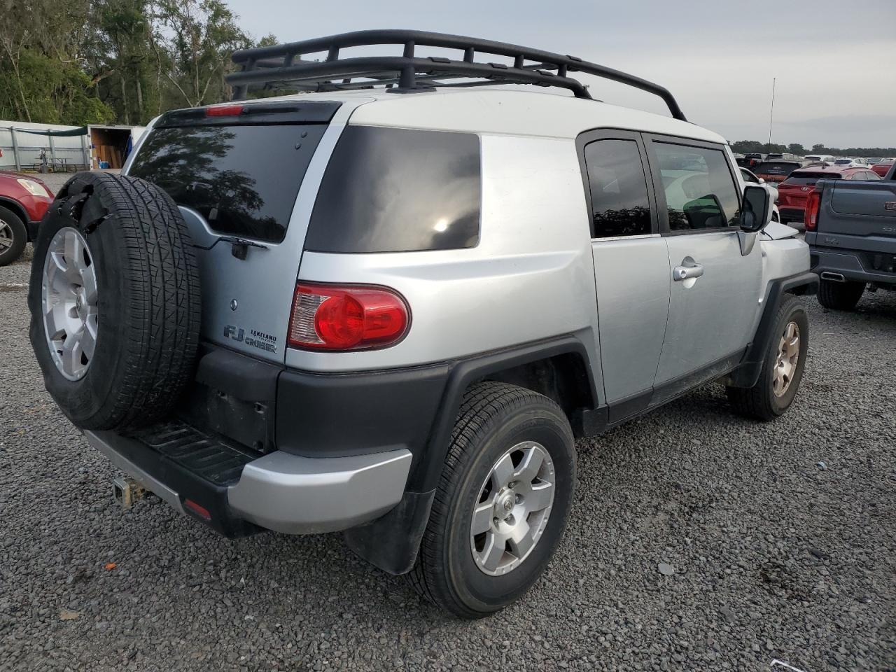 Obraz 3 z 2007 TOYOTA FJ CRUISER  2007 z VIN JTEZU11F470005731