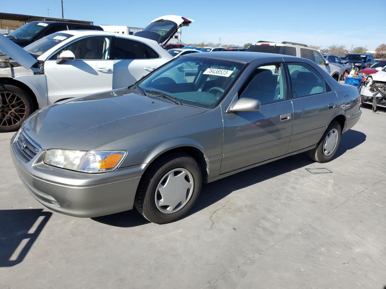 Изображение 1 2000 TOYOTA CAMRY CE 2000 с VIN 4T1BG22K5YU683926