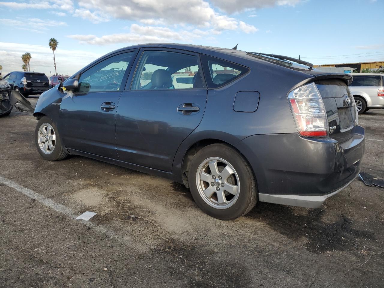 Изображение 2 2007 TOYOTA PRIUS  2007 с VIN JTDKB20UX73255409