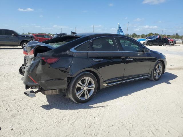 Image 3 of 2019 HYUNDAI SONATA LIMITED 2019 with VIN 5NPE34AF9KH729983