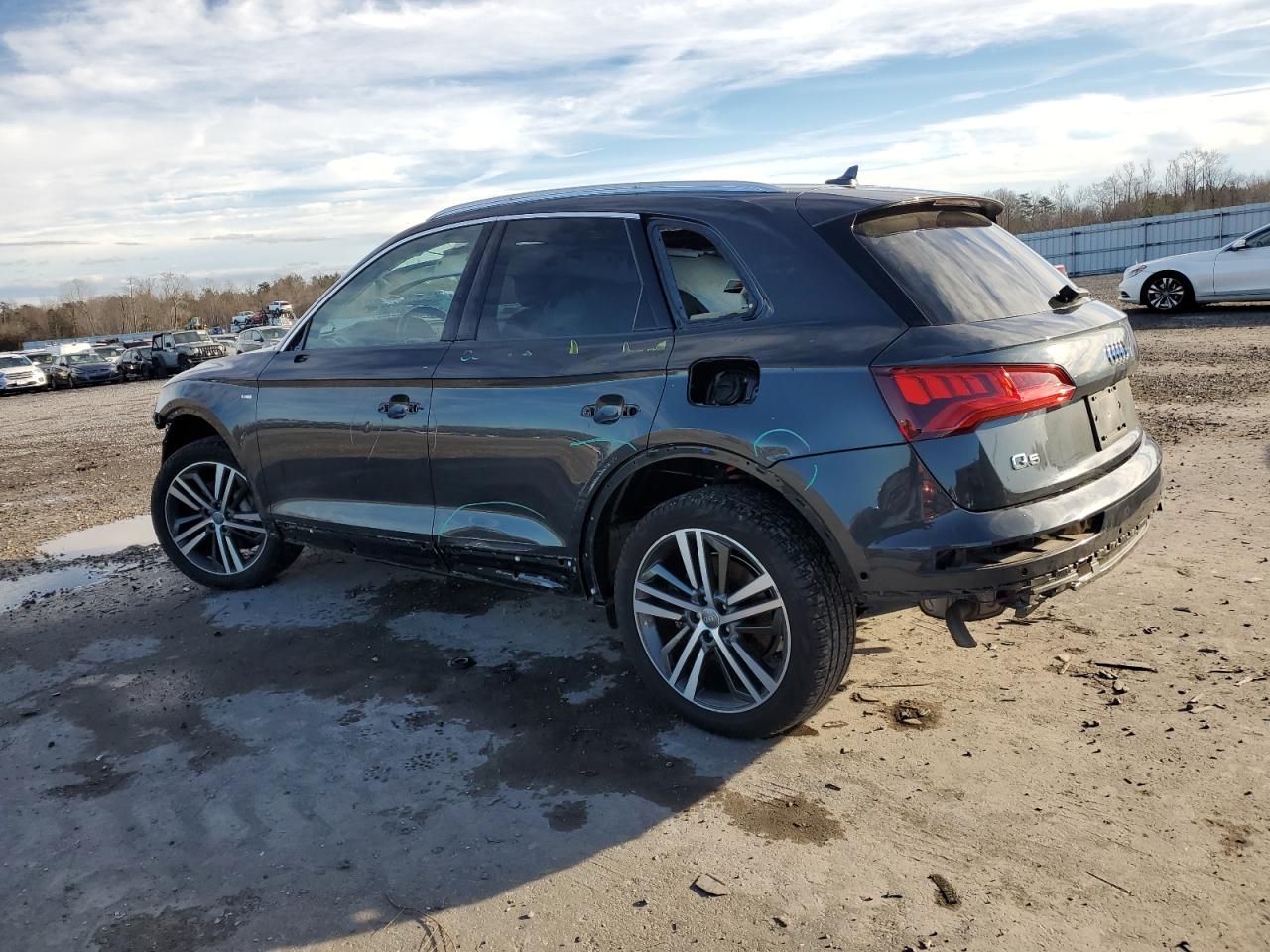 Image 2 of 2020 AUDI Q5 E PRESTIGE 2020 with VIN WA1F2AFY4L2103478