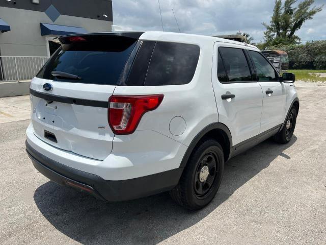 Obraz 3 z 2017 FORD EXPLORER POLICE INTERCEPTOR 2017 z VIN 1FM5K8AR1HGD06781